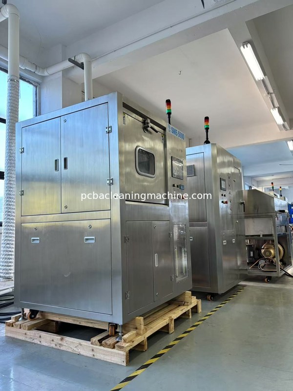 Máy khử chảy phun rửa kiểu mẻ PCBA với 3 ống phun 2 lớp Giỏ PCBA 1 tủ rửa