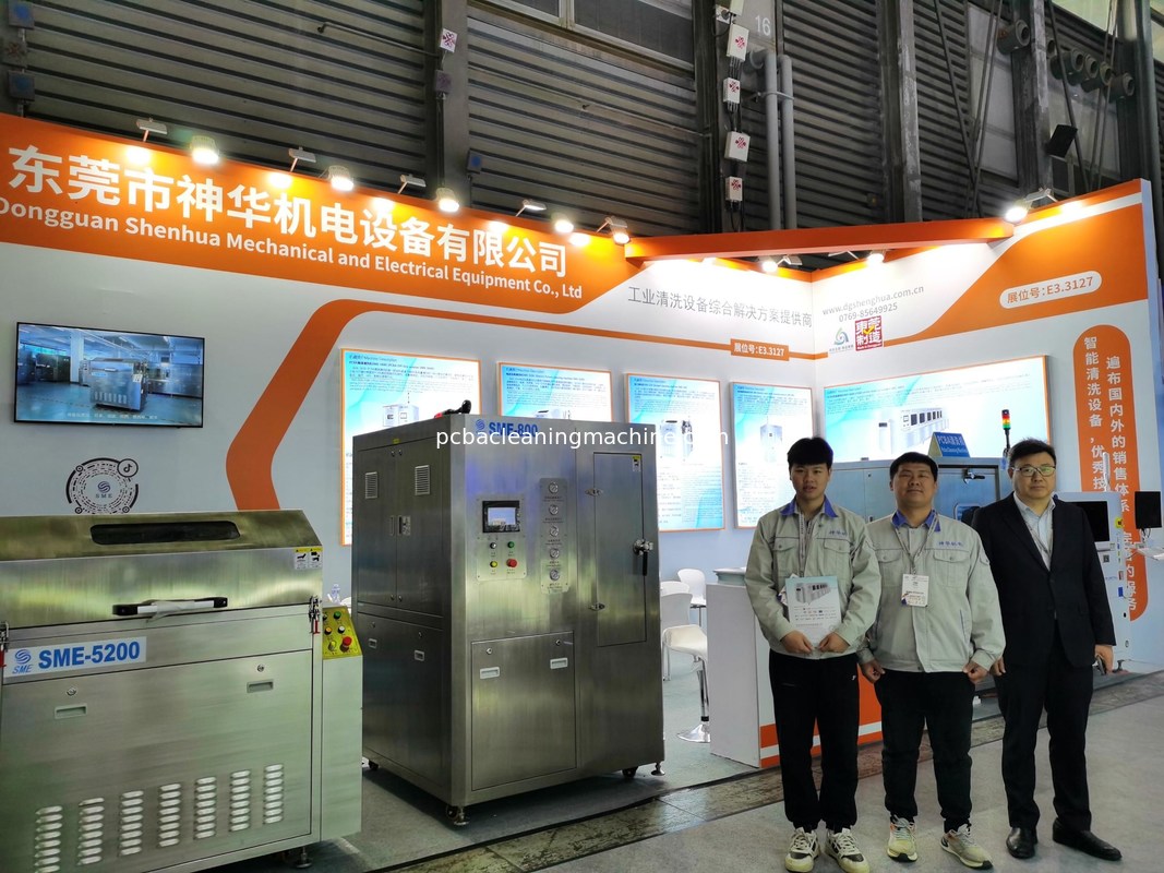 Máy khử chảy phun rửa kiểu mẻ PCBA với 3 ống phun 2 lớp Giỏ PCBA 1 tủ rửa